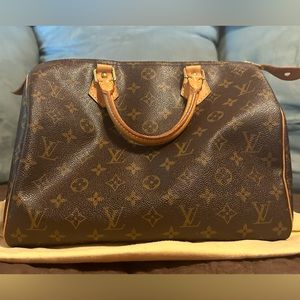 Authentic! Gently Used Louis Vuitton Speedy 30 bag